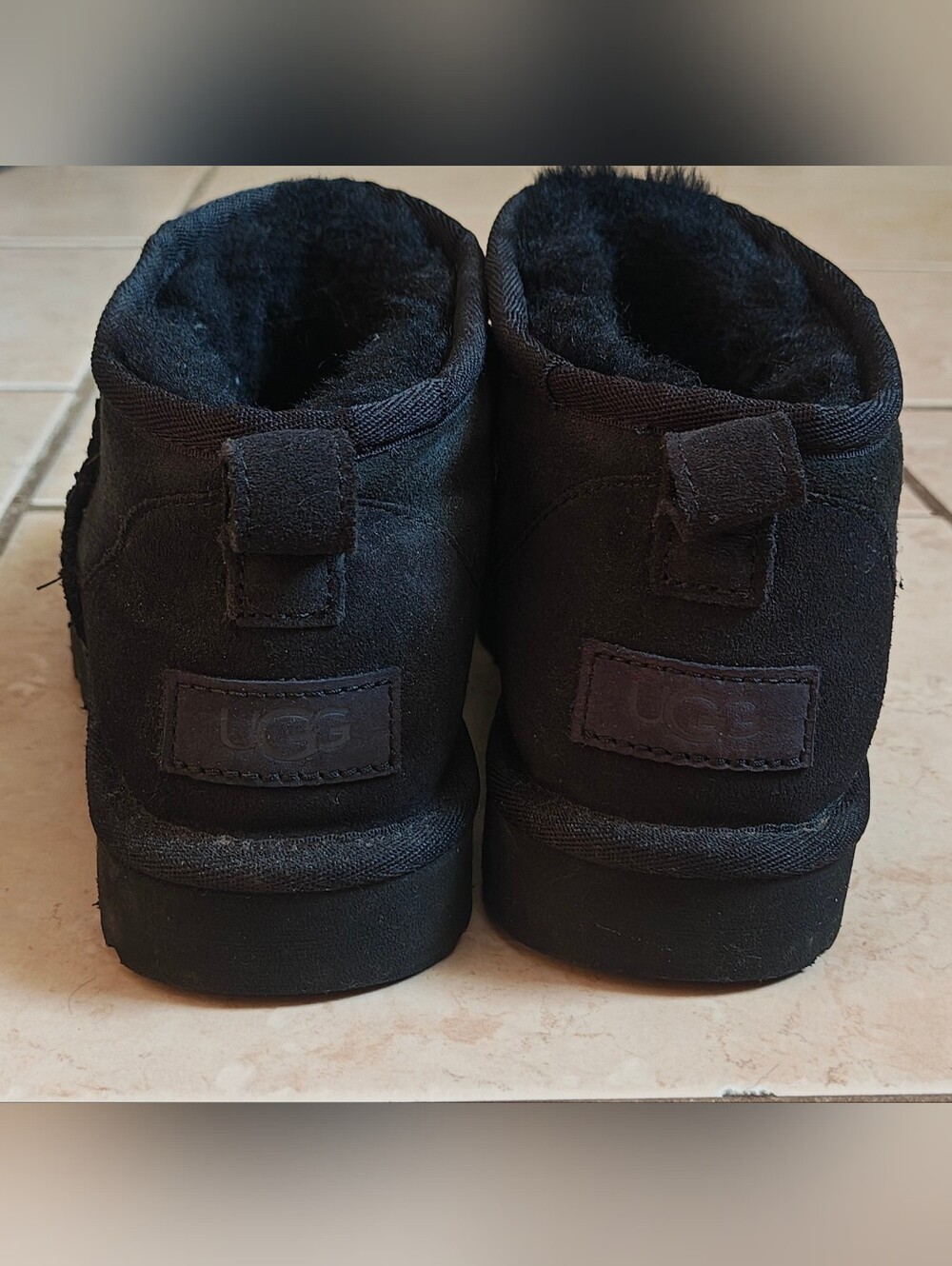 UGG Classic Ultra Mini In Black Women's Size 7 - Picture 5 of 10